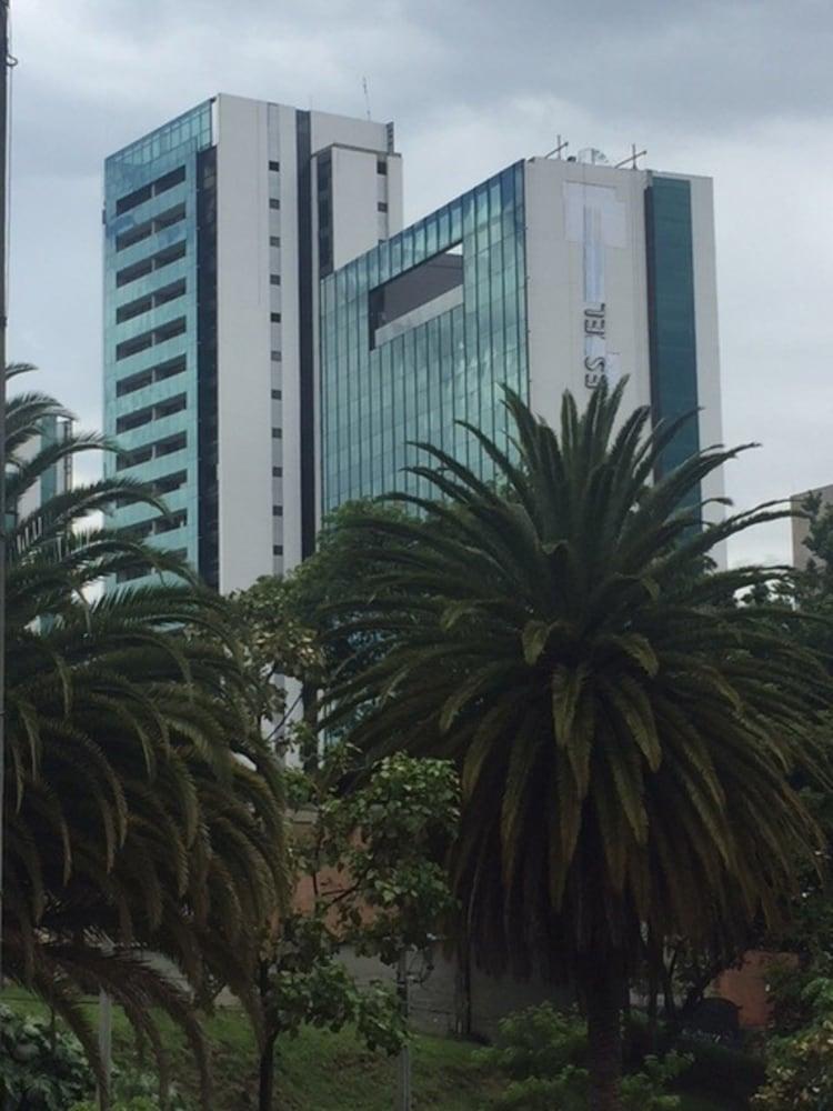 Hotel Estelar Square Μεντεγίν Εξωτερικό φωτογραφία